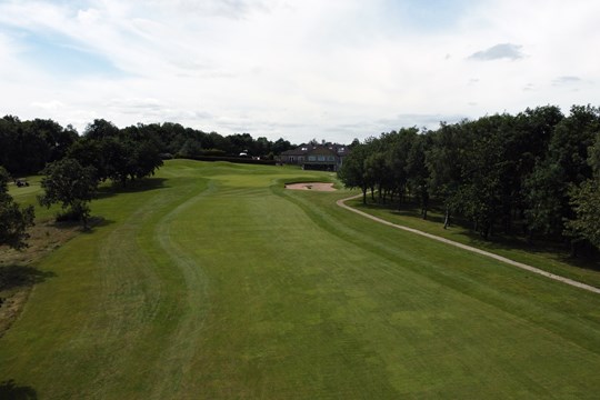 view towards 9th green from fairway