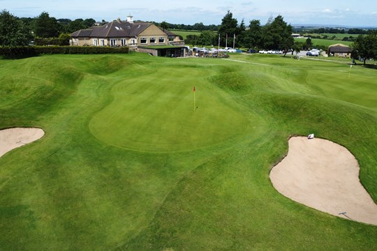 view of 18th green